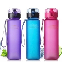 Casno 560ml-es szivárgásbiztos BPA mentes kulacs lila színben